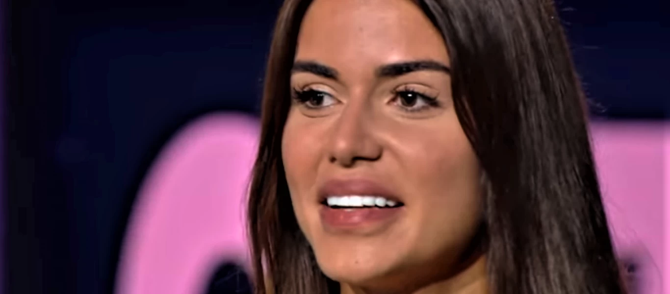 Η Ιωάννα Μπέλλα συνεχίζει τη «μεταμόρφωση»: Η νέα παρέμβαση στο πρόσωπό της που δεν μας άρεσε καθόλου